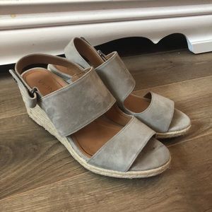 Vionic Wedges size 9.5